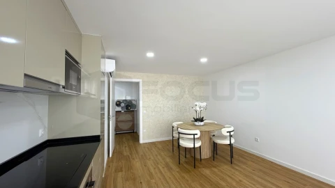 Apartamento T1 para Venda em Glória e Vera Cruz