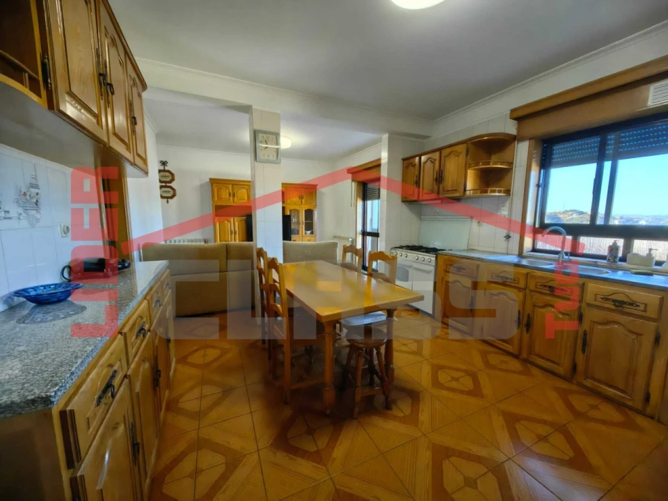 Moradia T3 para Arrendamento em Mirandela Foto 3