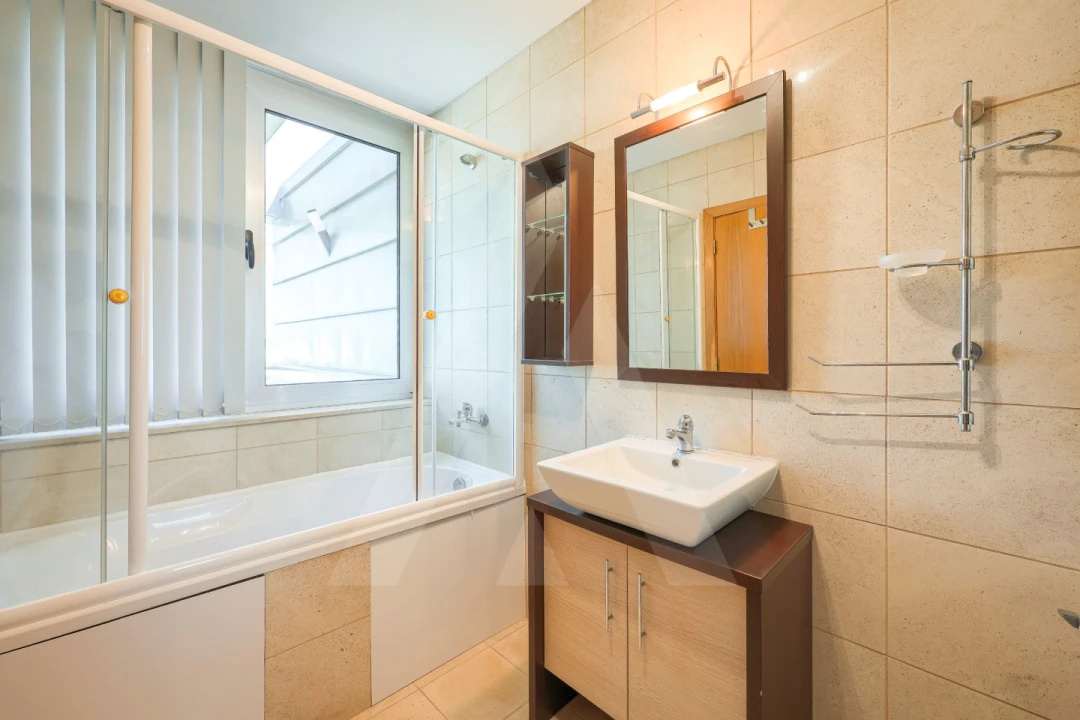 Apartamento T4 para Venda em Gafanha da Boa Hora Foto 47