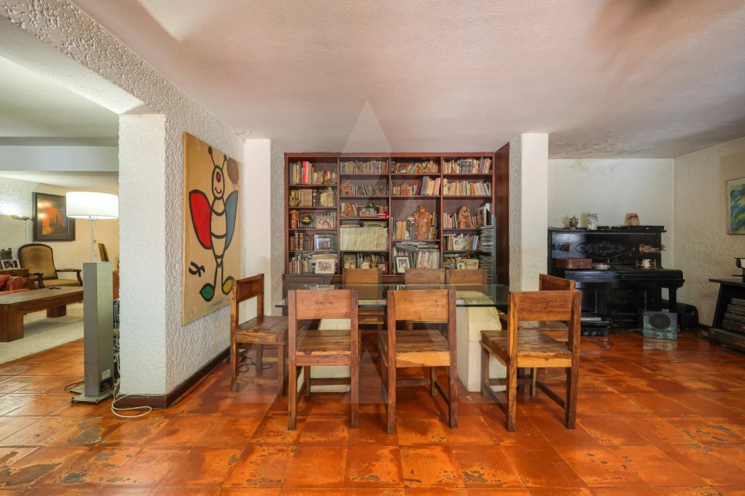 Moradia T6 para Venda em São João da Madeira Foto 36