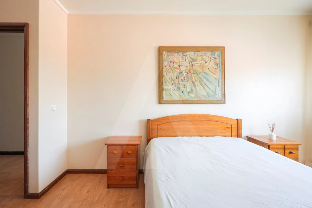 Apartamento T1 para Venda em Mafamude e Vilar do Paraíso Foto 13