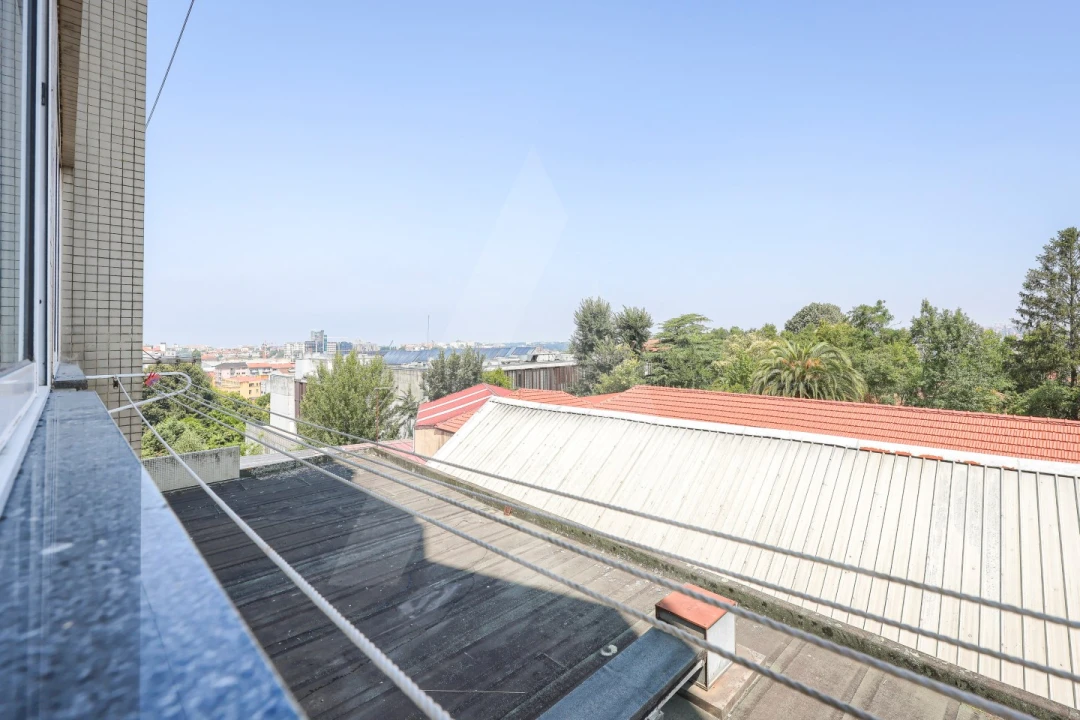 Apartamento T1 para Venda em Mafamude e Vilar do Paraíso Foto 26