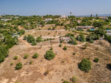 Terreno para Venda em Loule (São Sebastião)