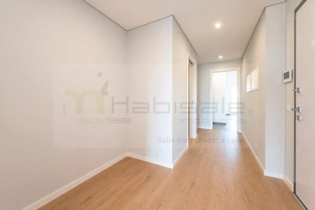 Apartamento T3 para Venda em Carcavelos e Parede Foto 11