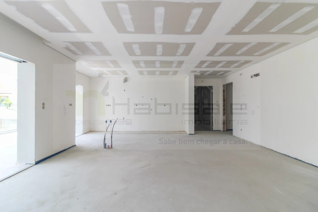 Apartamento T3 para Venda em Póvoa de Santo Adrião e Olival Basto Foto 16