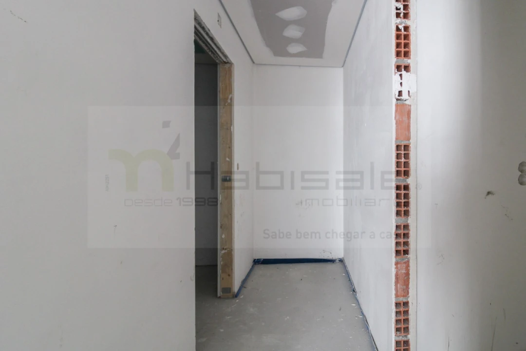 Apartamento T3 para Venda em Póvoa de Santo Adrião e Olival Basto Foto 26