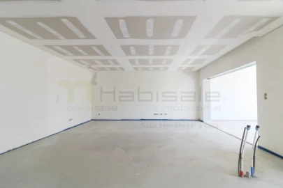 Apartamento T3 para Venda em Póvoa de Santo Adrião e Olival Basto