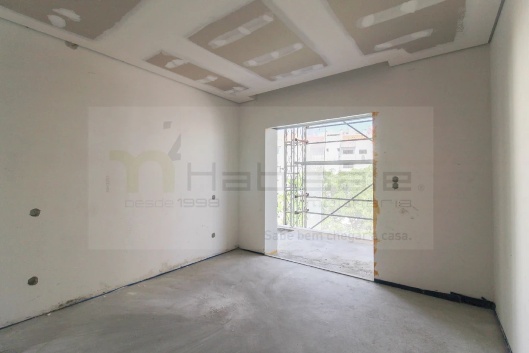 Apartamento T2 para Venda em Póvoa de Santo Adrião e Olival Basto Foto 24