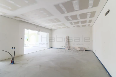 Apartamento T2 para Venda em Póvoa de Santo Adrião e Olival Basto
