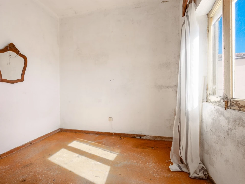 Moradia T3 para Venda em Abrunheira, Verride e Vila Nova da Barca Foto 4