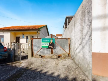 Moradia T3 para Venda em Abrunheira, Verride e Vila Nova da Barca