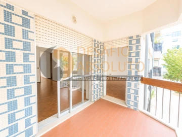 Apartamento T3 para Venda em União das Freguesias de Setúbal