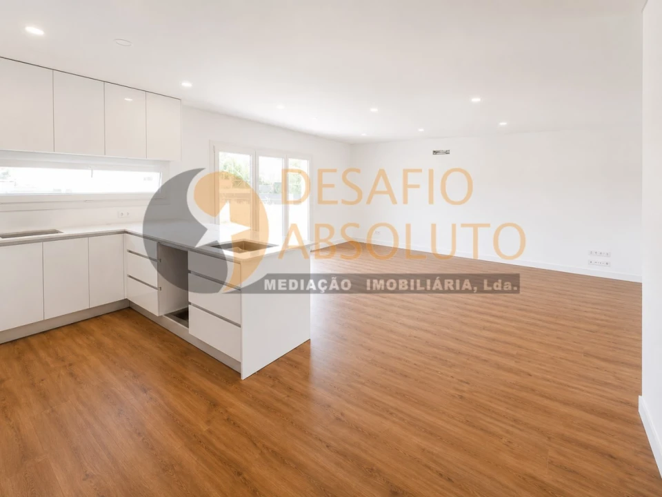Moradia T3 para Venda em Quinta do Anjo Foto 7