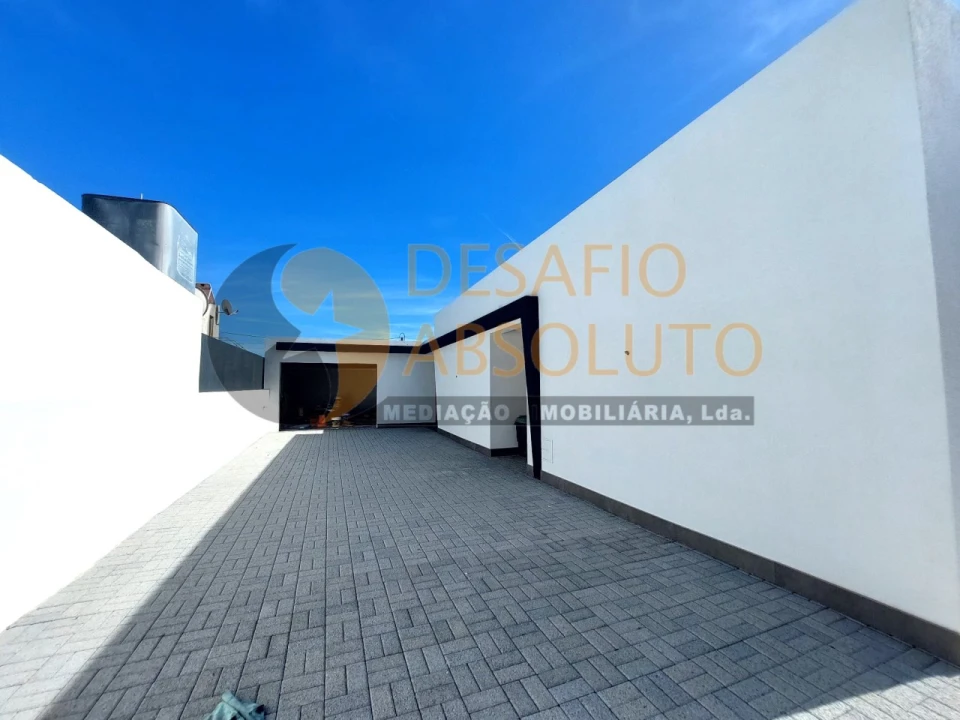 Moradia T3 para Venda em Quinta do Anjo Foto 22