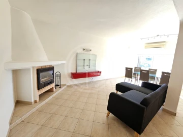 Moradia T4 para Venda em Loule (São Clemente)