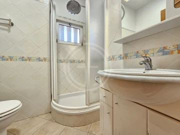 Moradia T4 para Venda em Loule (São Clemente)