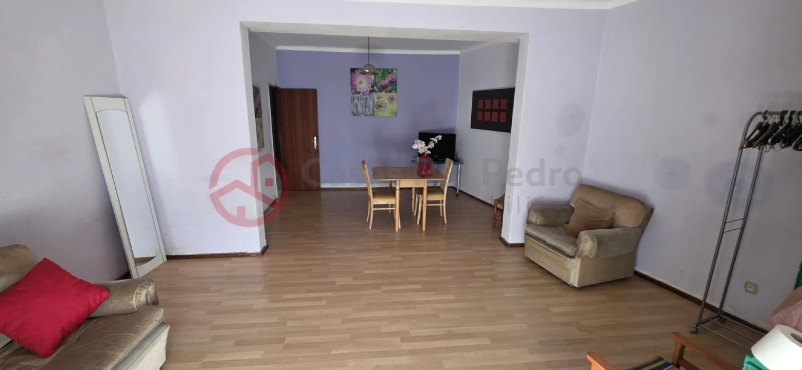 Apartamento T2 para Venda em Laranjeiro e Feijó Foto 8