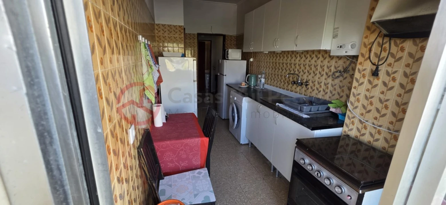 Apartamento T2 para Venda em Laranjeiro e Feijó Foto 15