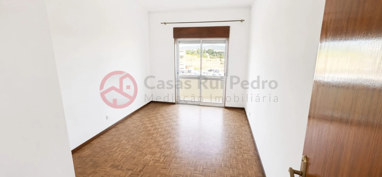 Apartamento T2 para Venda em Laranjeiro e Feijó Foto 16