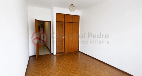 Apartamento T2 para Venda em Laranjeiro e Feijó