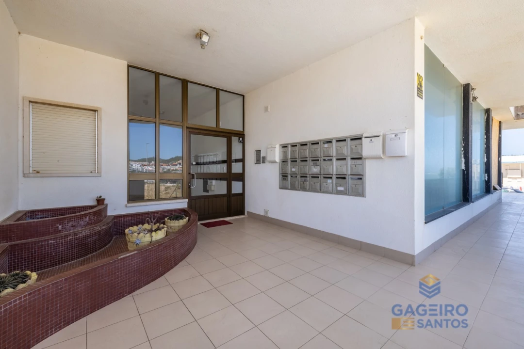 Apartamento T1 para Venda em São Martinho do Porto Foto 18