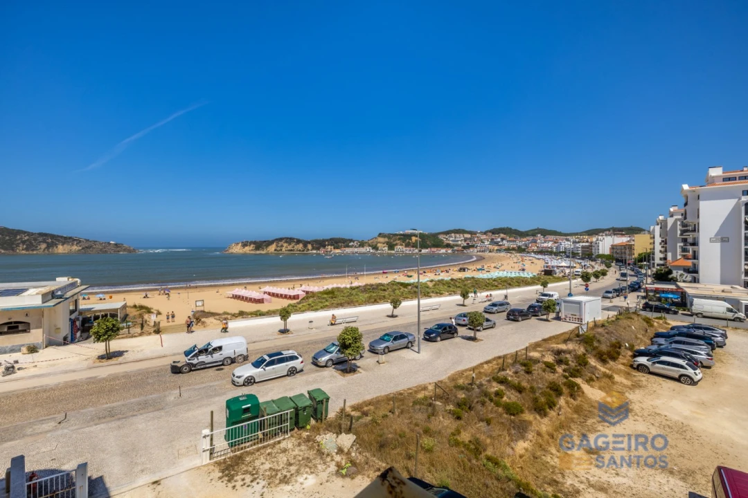 Apartamento T1 para Venda em São Martinho do Porto Foto 2