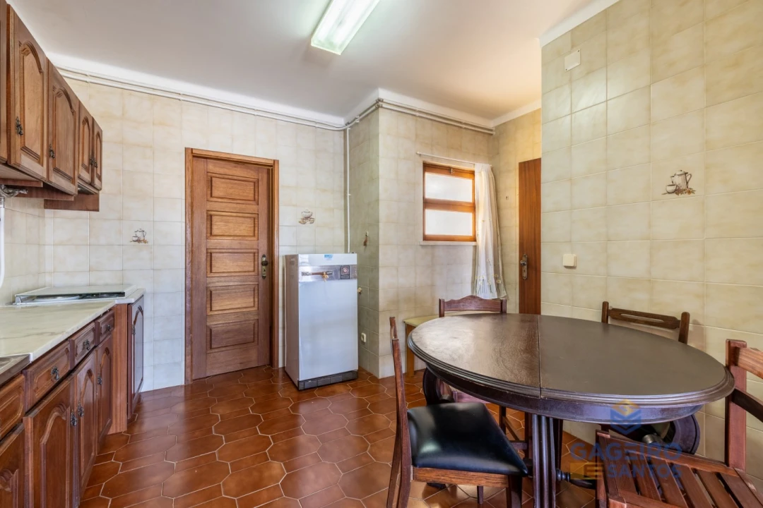 Apartamento T1 para Venda em São Martinho do Porto Foto 9