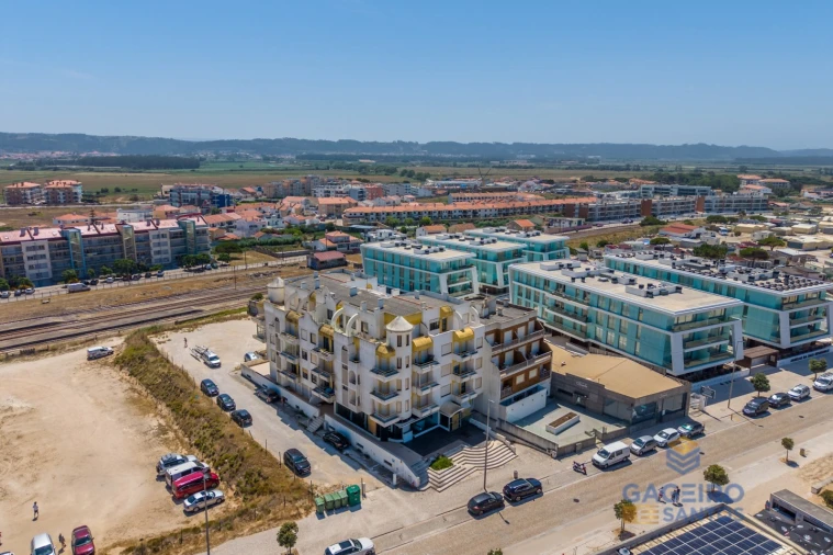 Apartamento T1 para Venda em São Martinho do Porto Foto 24