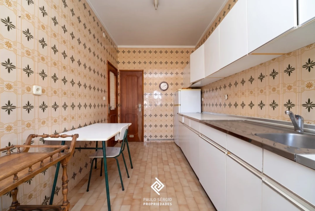 Apartamento T2 para Venda em Cedofeita, Santo Ildefonso, Sé, Miragaia, São Nicolau e Vitória Foto 6