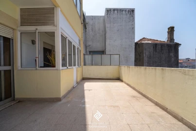 Apartamento T2 para Venda em Cedofeita, Santo Ildefonso, Sé, Miragaia, São Nicolau e Vitória