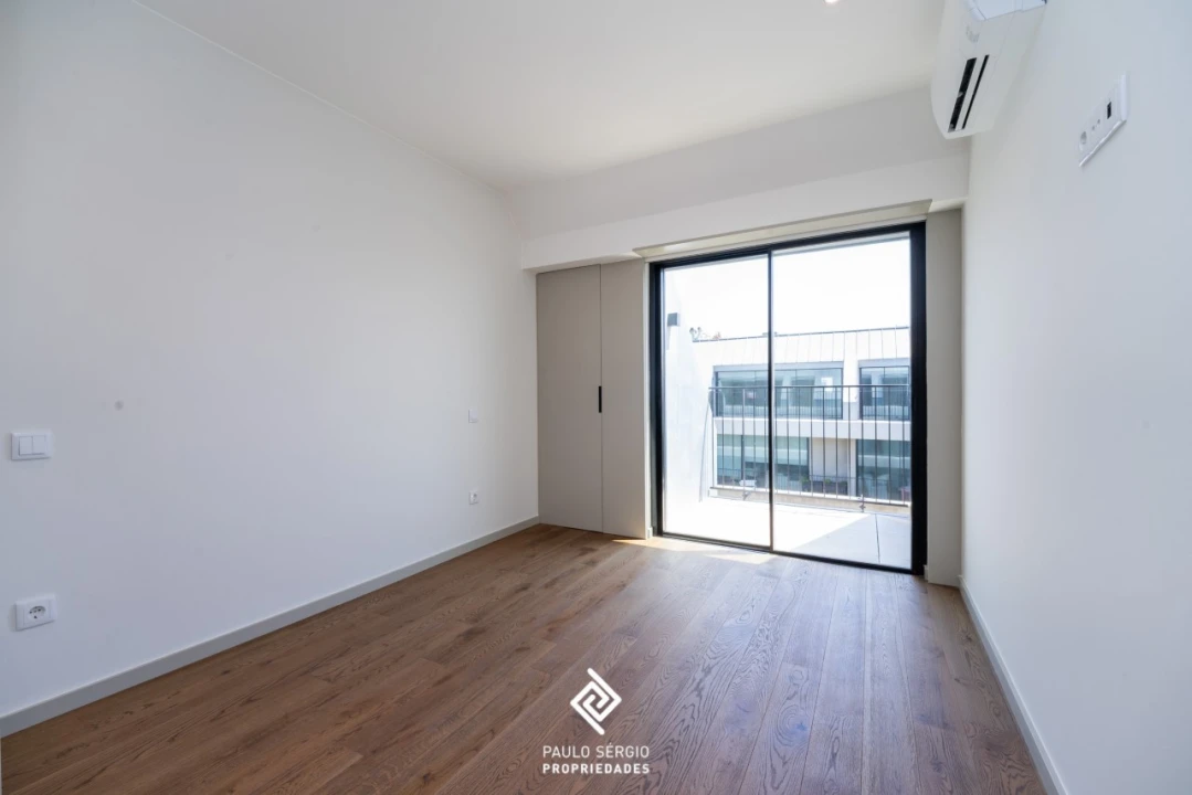 Apartamento T3 para Venda em Espinho Foto 16