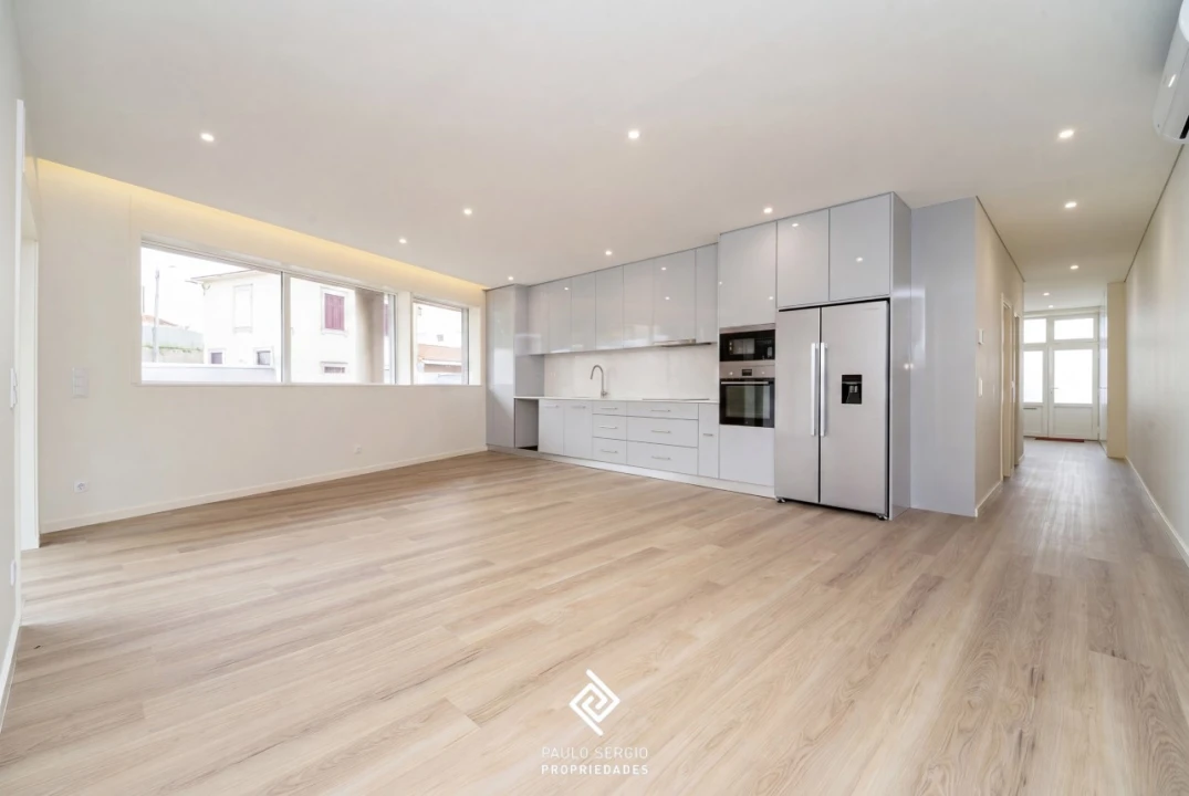 Apartamento T3 para Venda em Pedroso e Seixezelo Foto 1