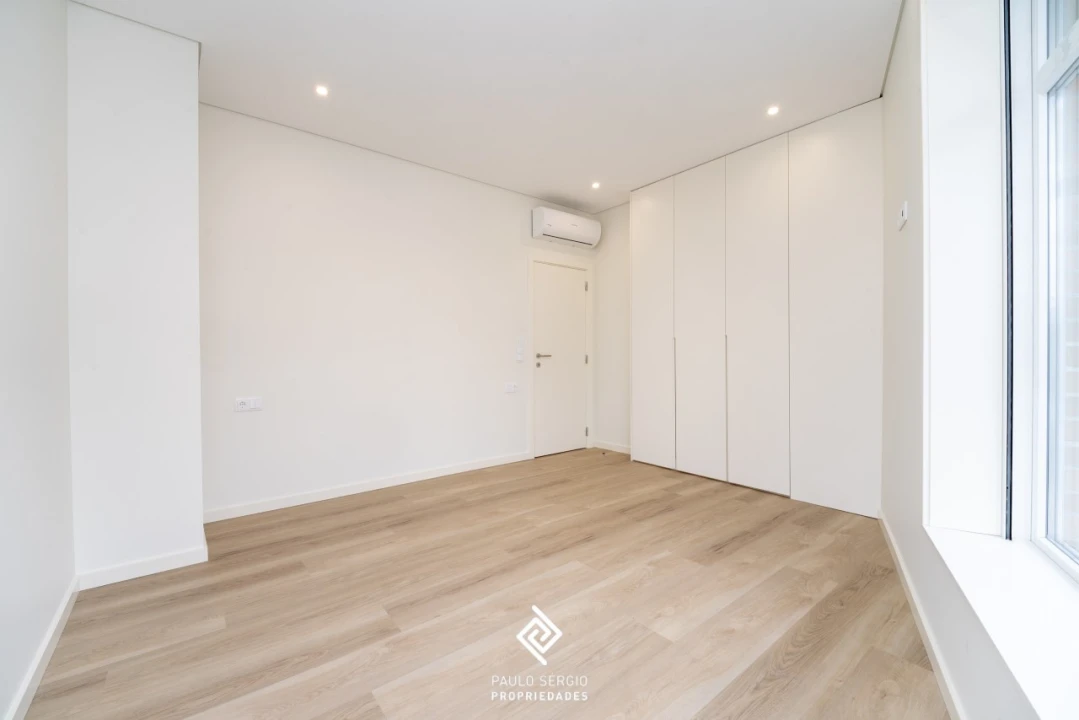 Apartamento T3 para Venda em Pedroso e Seixezelo Foto 12