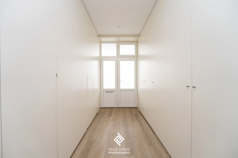 Apartamento T3 para Venda em Pedroso e Seixezelo Foto 8