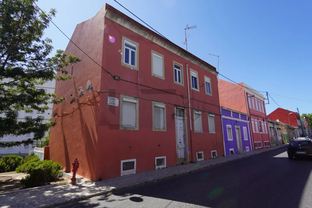 Prédio para Venda em Marvila Foto 1