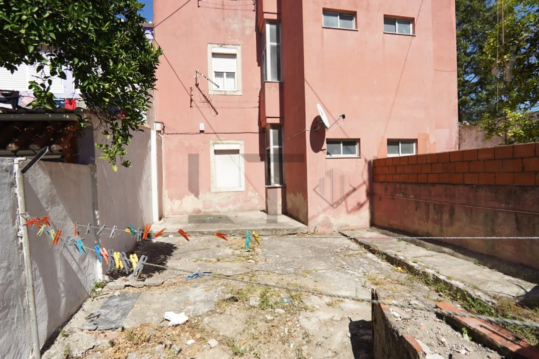 Prédio para Venda em Marvila Foto 23