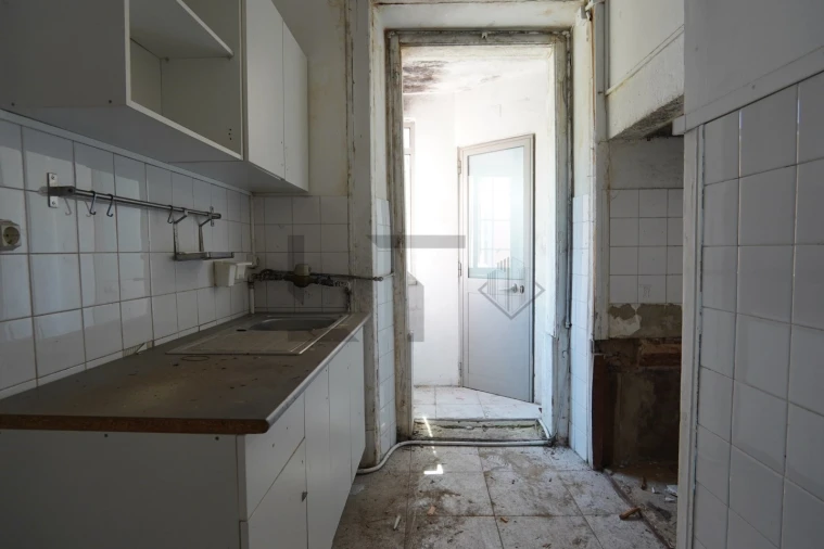 Prédio para Venda em Marvila Foto 6