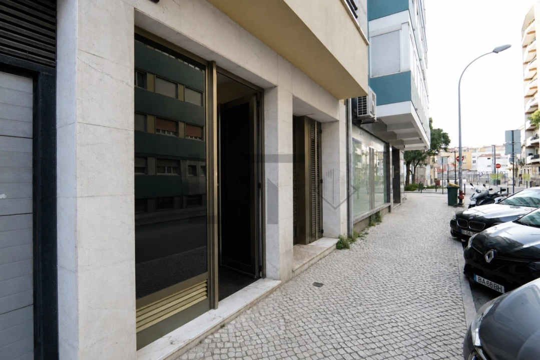 Negócio para Arrendamento em Avenidas Novas Foto 2