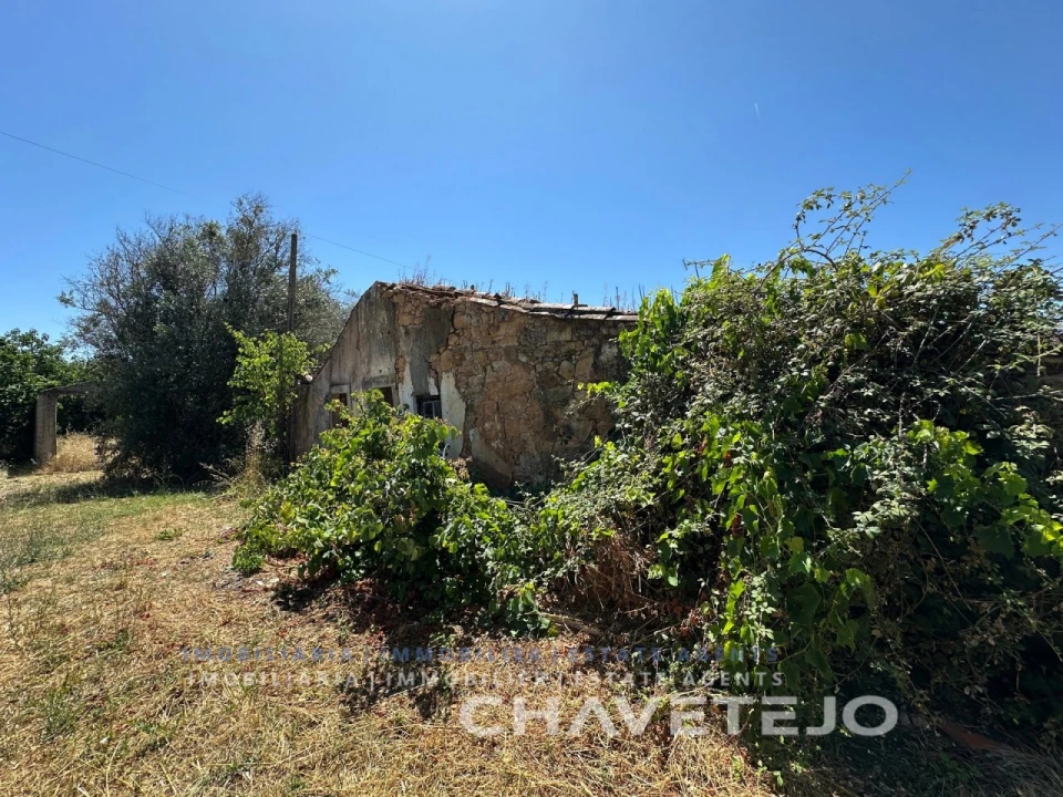 Quinta T2 para Venda em São João Baptista e Santa Maria dos Olivais Foto 7