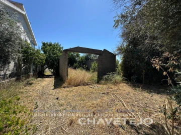 Quinta T2 para Venda em São João Baptista e Santa Maria dos Olivais