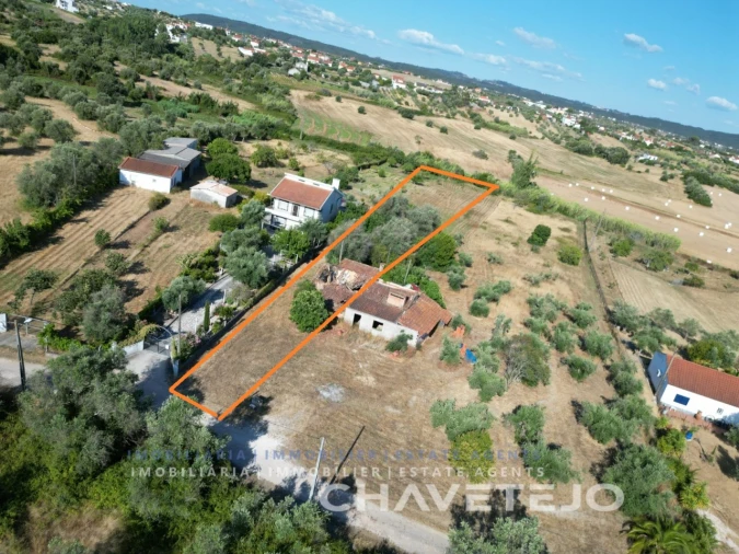 Quinta T2 para Venda em São João Baptista e Santa Maria dos Olivais Foto 2