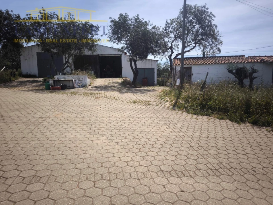 Moradia T5 para Venda em Estômbar e Parchal Foto 6