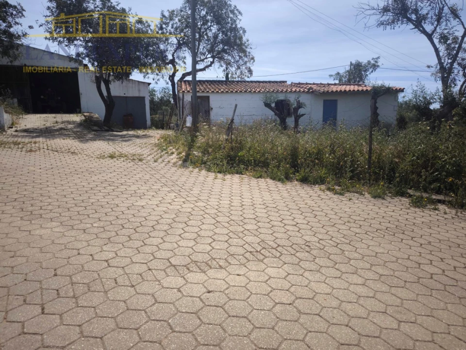 Moradia T5 para Venda em Estômbar e Parchal Foto 21