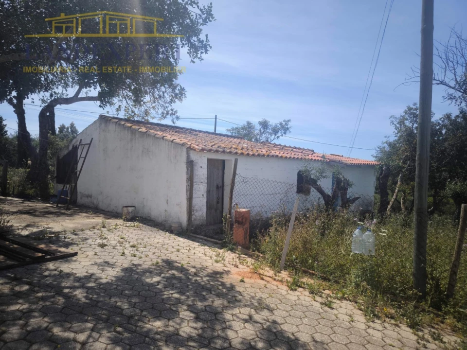 Moradia T5 para Venda em Estômbar e Parchal Foto 8