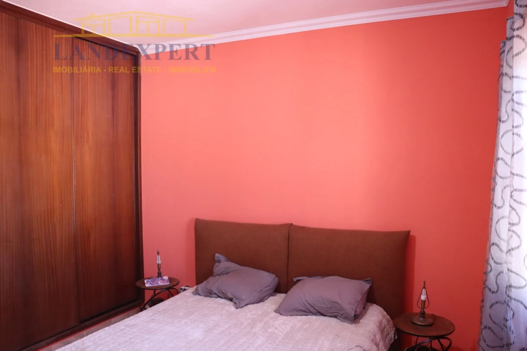 Moradia T5 para Venda em Estômbar e Parchal Foto 53