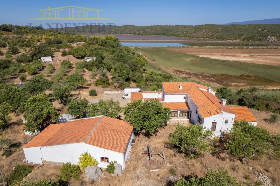 Moradia T5 para Venda em Estômbar e Parchal Foto 39