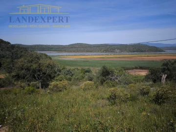Moradia T5 para Venda em Estômbar e Parchal