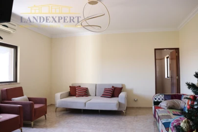 Moradia T5 para Venda em Estômbar e Parchal