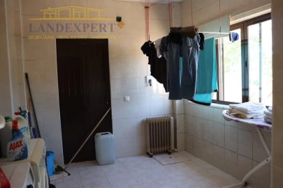 Moradia T5 para Venda em Estômbar e Parchal