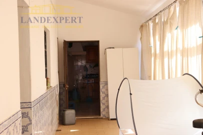 Moradia T5 para Venda em Estômbar e Parchal